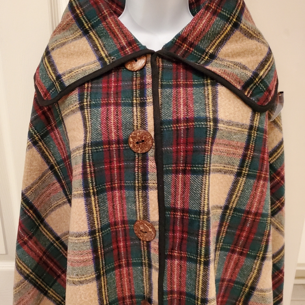 Ladies Plaid Cape - Size: Small